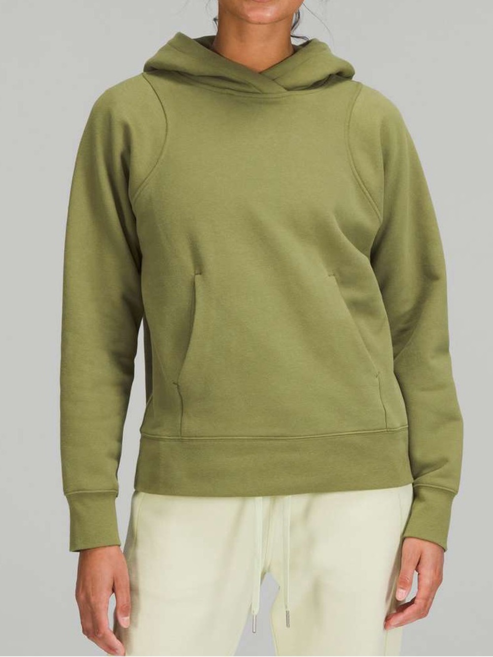 Lululemon Loungeful Hoodie
Bronze Green - Size 12